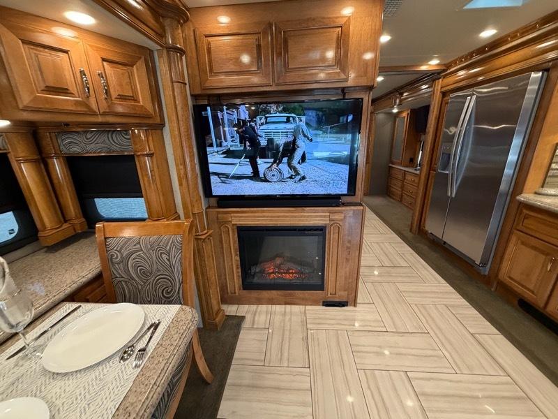 Fleetwood American Revolution  2017