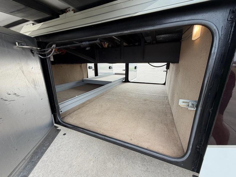 Tiffin Motorhomes Phaeton  2018