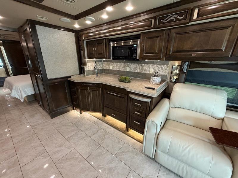 Tiffin Motorhomes Phaeton  2018