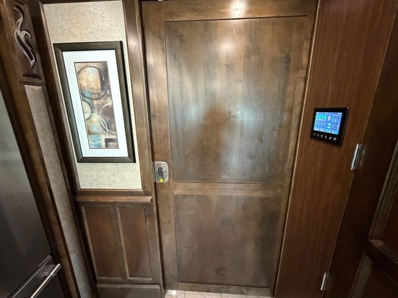 Tiffin Motorhomes Phaeton  2018