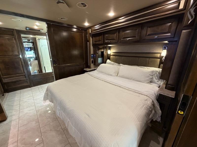 Tiffin Motorhomes Phaeton  2018