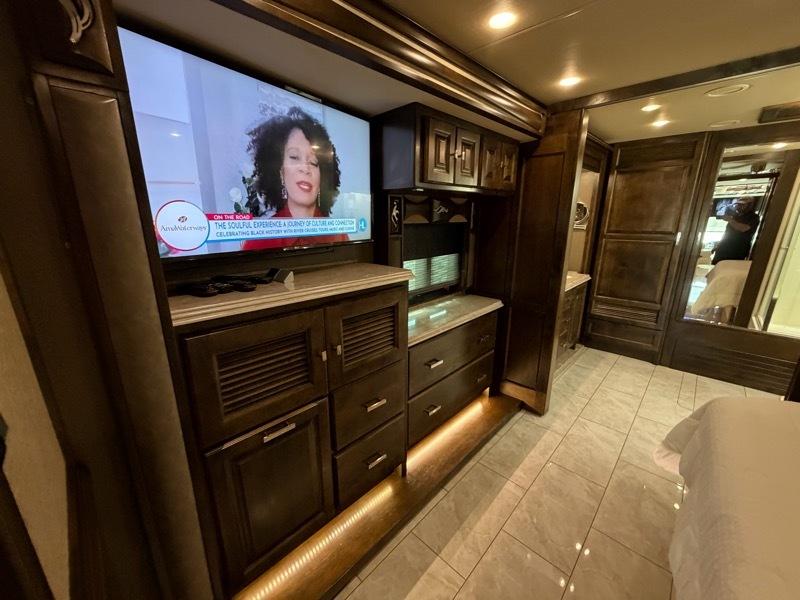 Tiffin Motorhomes Phaeton  2018