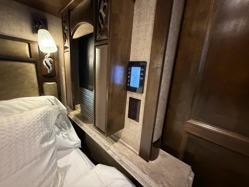 Tiffin Motorhomes Phaeton  2018