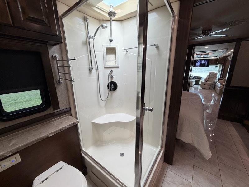 Tiffin Motorhomes Phaeton  2018