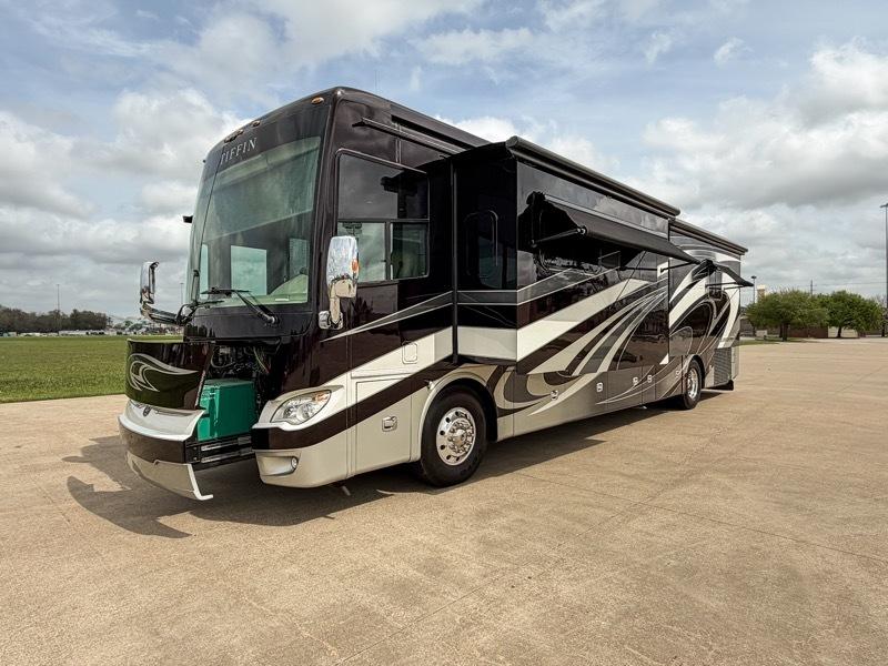 2018 Tiffin Motorhomes Allegro Bus 