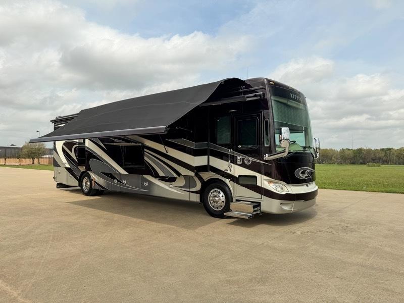 Tiffin Motorhomes Allegro Bus  2018