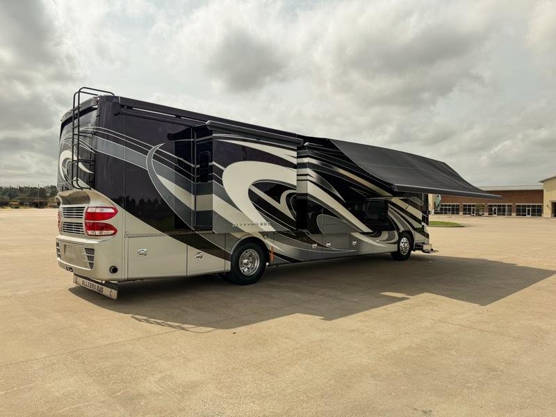Tiffin Motorhomes Allegro Bus  2018