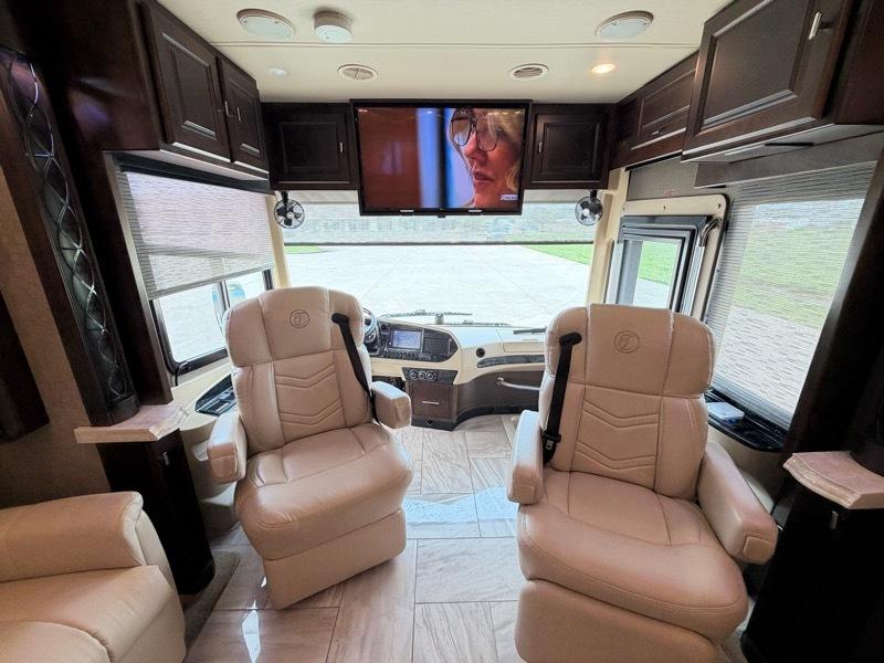 Tiffin Motorhomes Allegro Bus  2018