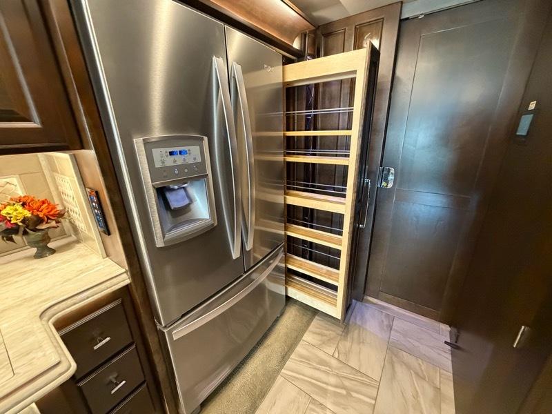 Tiffin Motorhomes Allegro Bus  2018