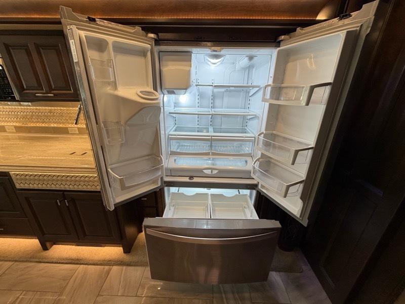 Tiffin Motorhomes Allegro Bus  2018