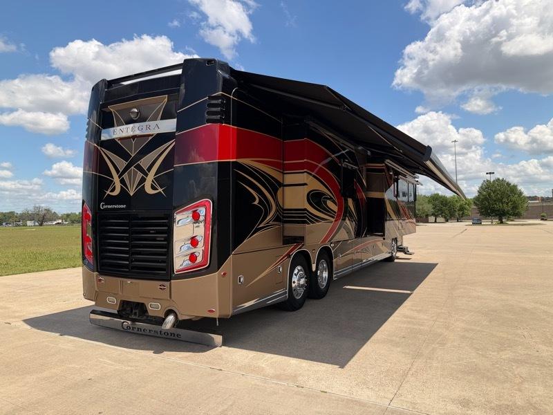 Entegra Coach Cornerstone  2019