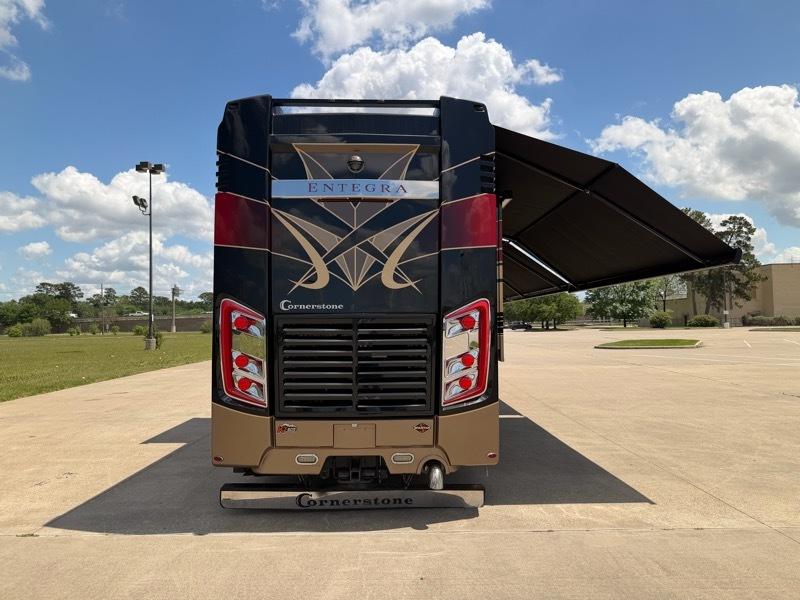 Entegra Coach Cornerstone  2019