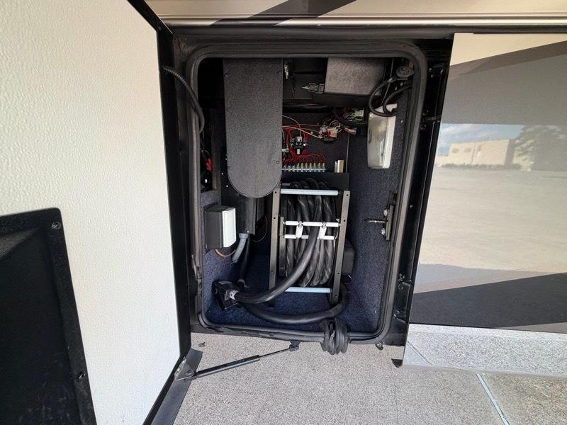 Newmar Dutch Star  2018