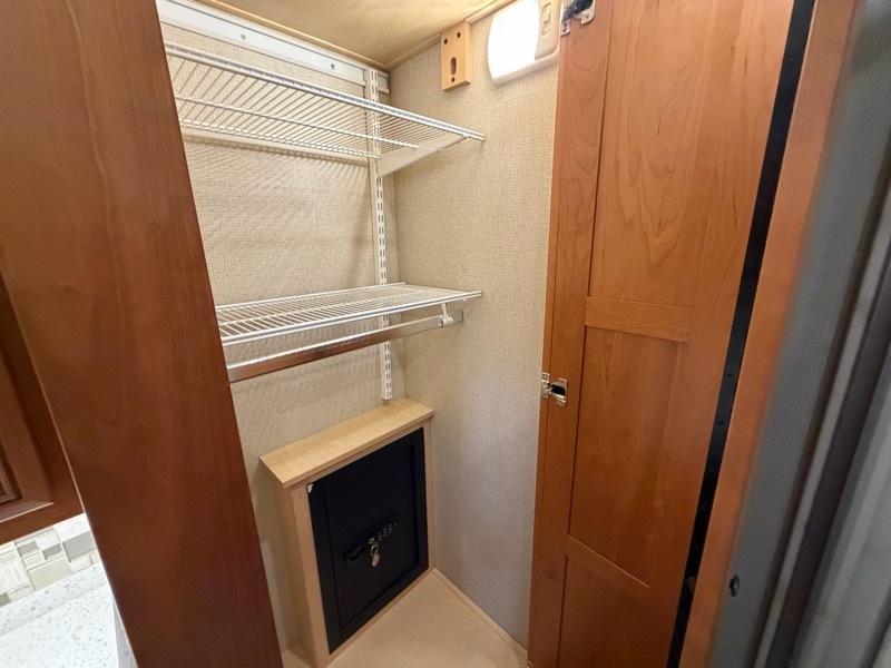 Newmar Dutch Star  2018