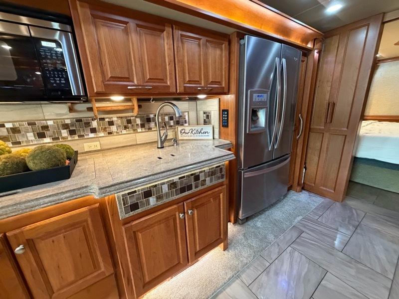 Tiffin Motorhomes Allegro Bus  2018