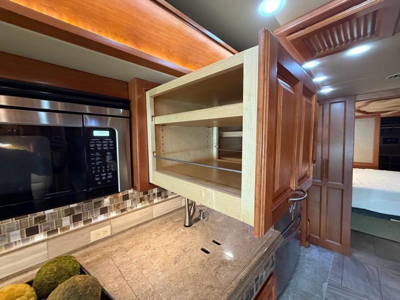 Tiffin Motorhomes Allegro Bus  2018