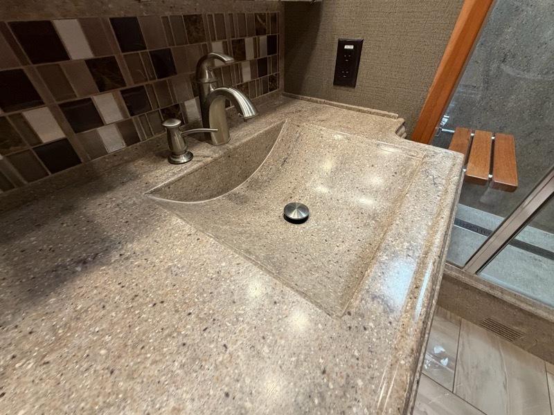 Tiffin Motorhomes Allegro Bus  2018