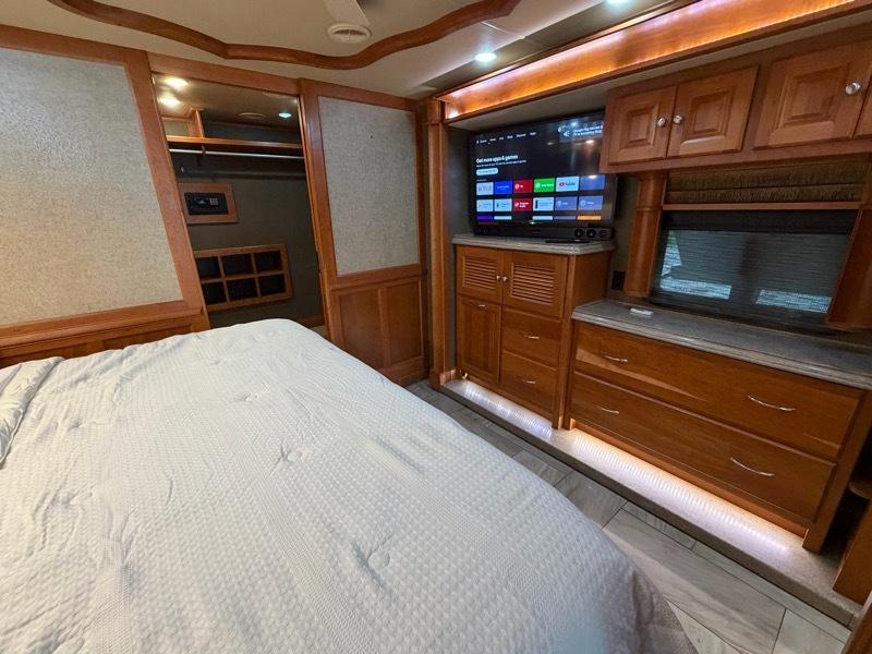 Tiffin Motorhomes Allegro Bus  2018