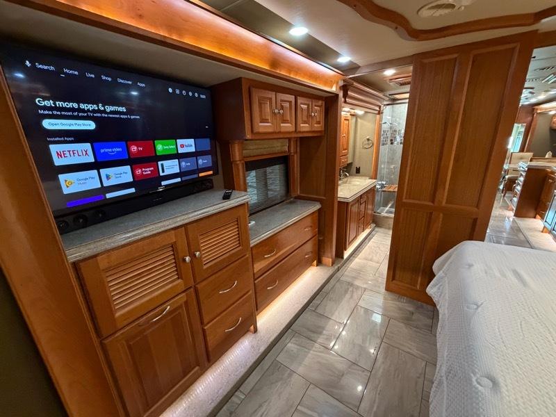 Tiffin Motorhomes Allegro Bus  2018