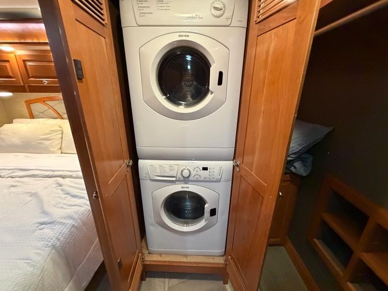 Tiffin Motorhomes Allegro Bus  2018