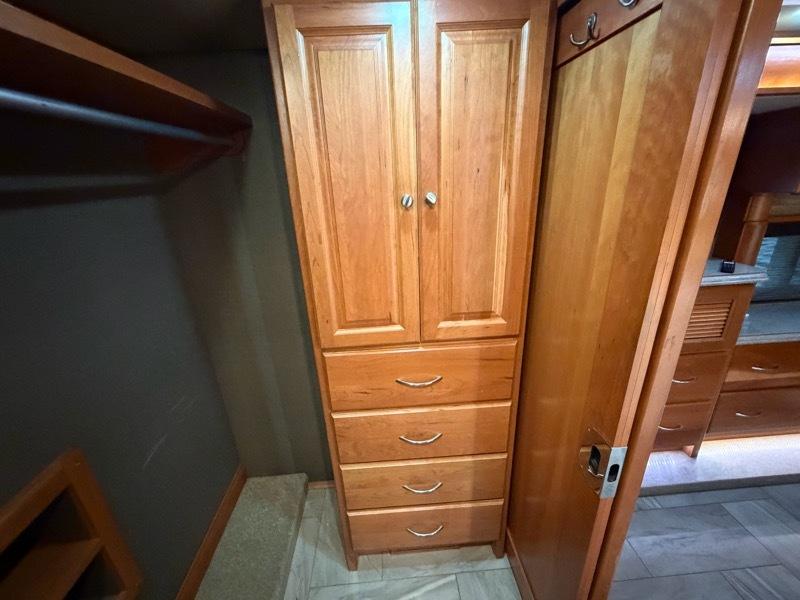 Tiffin Motorhomes Allegro Bus  2018