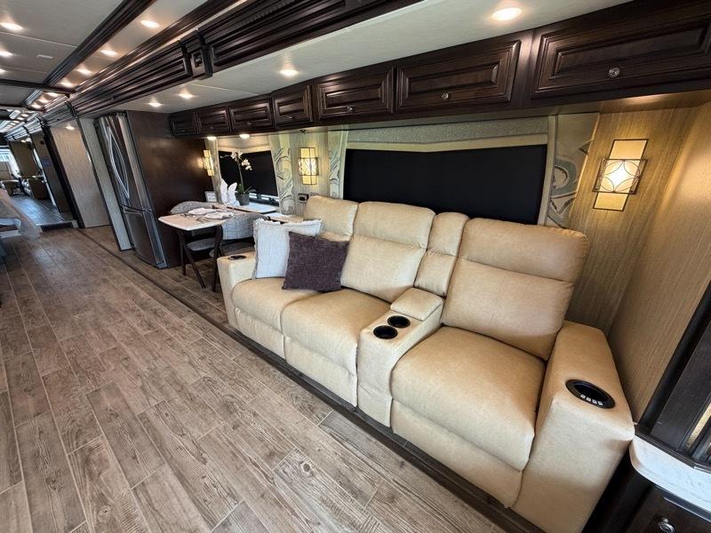 Newmar Dutch Star  2017