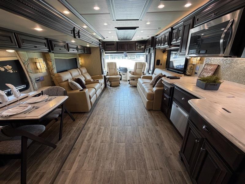 Newmar Dutch Star  2017