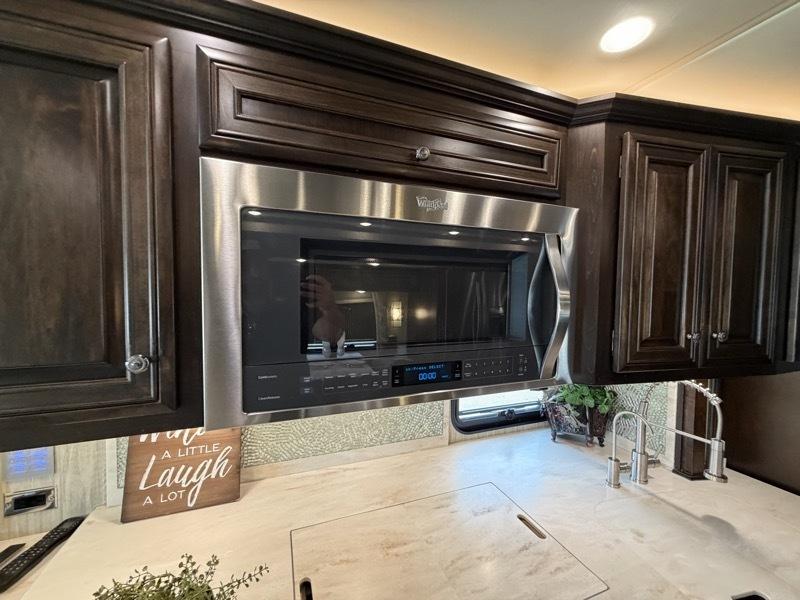 Newmar Dutch Star  2017