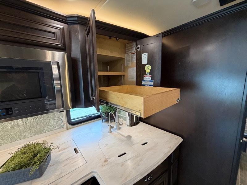 Newmar Dutch Star  2017