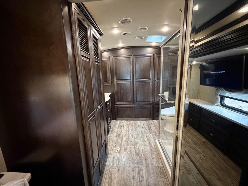 Newmar Dutch Star  2017