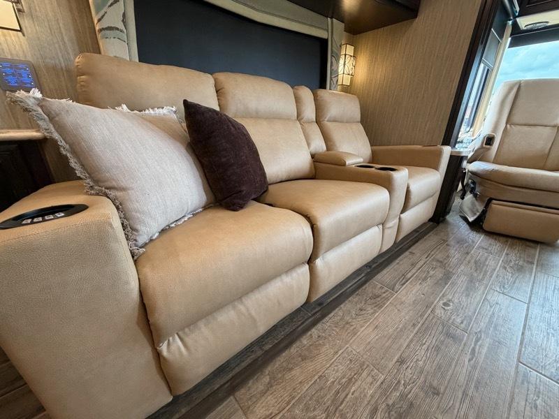 Newmar Dutch Star  2017