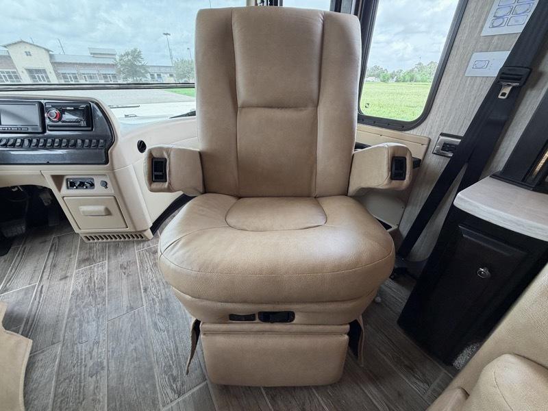 Newmar Dutch Star  2017