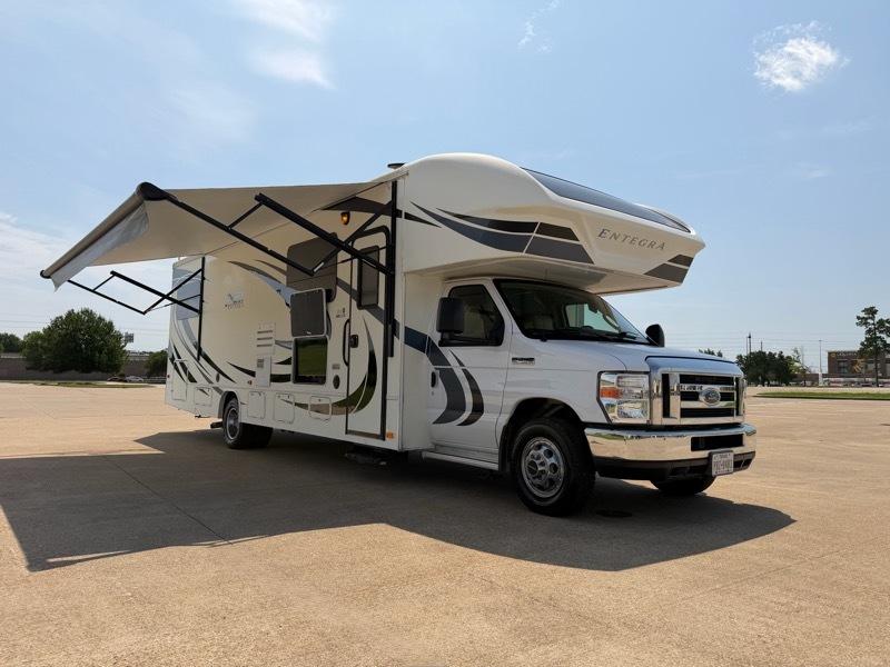 Entegra Coach Odyssey  2020