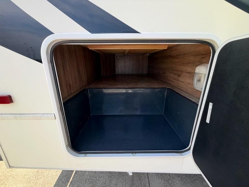 Entegra Coach Odyssey  2020