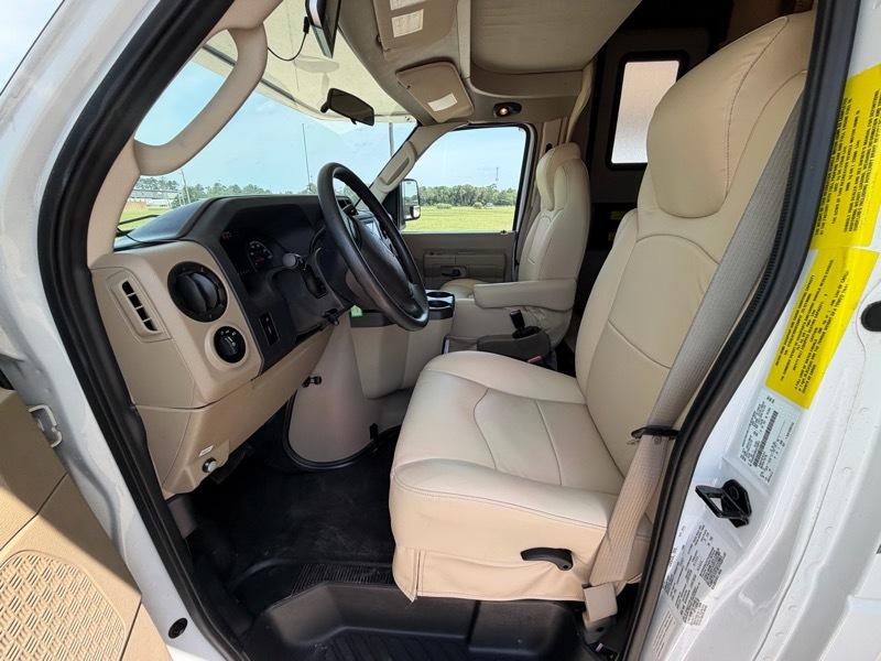 Entegra Coach Odyssey  2020