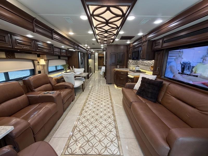 Entegra Coach Cornerstone  2019