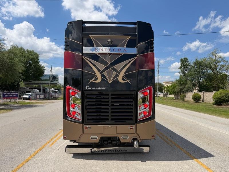 Entegra Coach Cornerstone  2019
