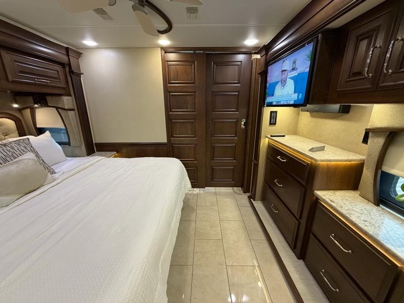 Entegra Coach Cornerstone  2019