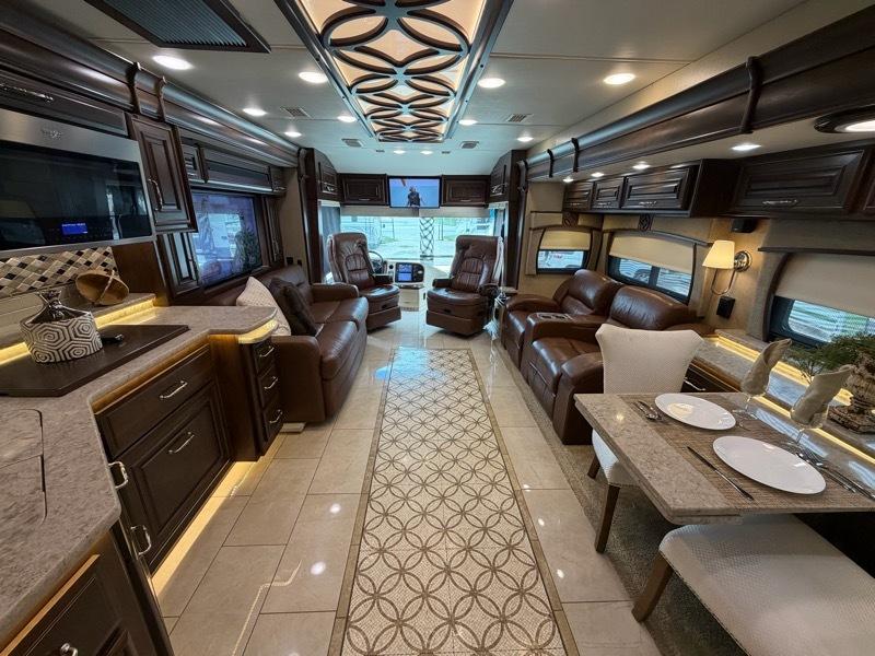 Entegra Coach Cornerstone  2019