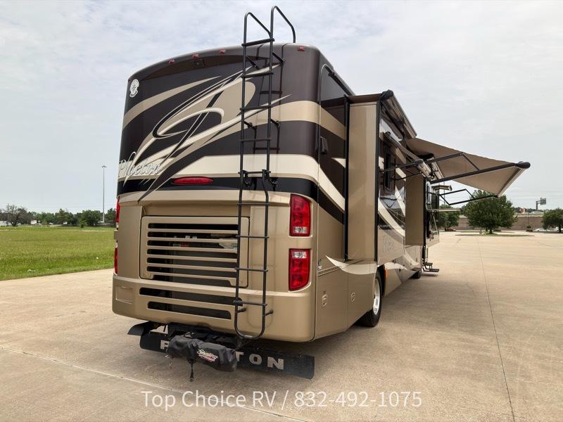 Tiffin Motorhomes Phaeton  2011