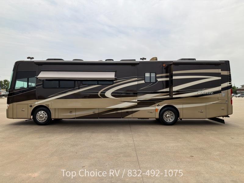 Tiffin Motorhomes Phaeton  2011