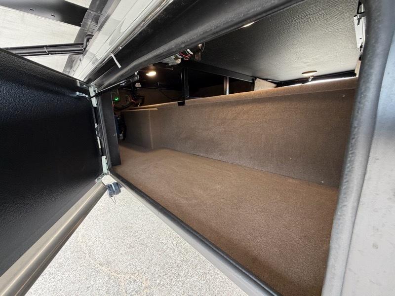 Entegra Coach Accolade  2025