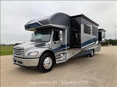 2025 Entegra Coach Accolade 