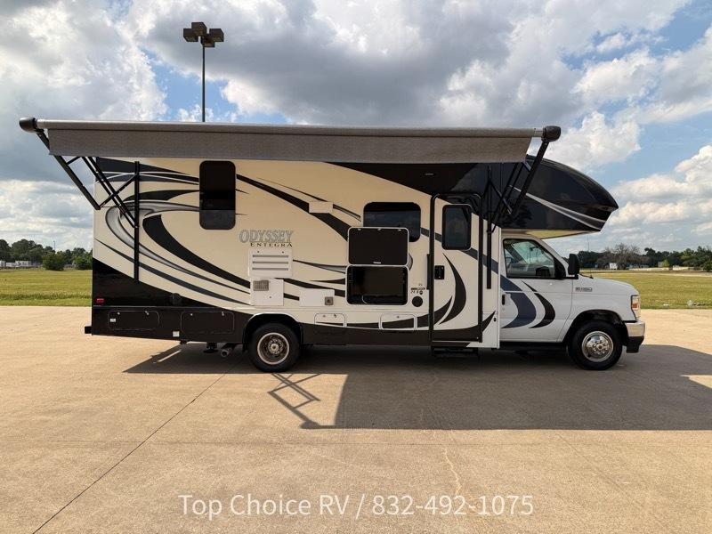 Entegra Coach Odyssey  2021