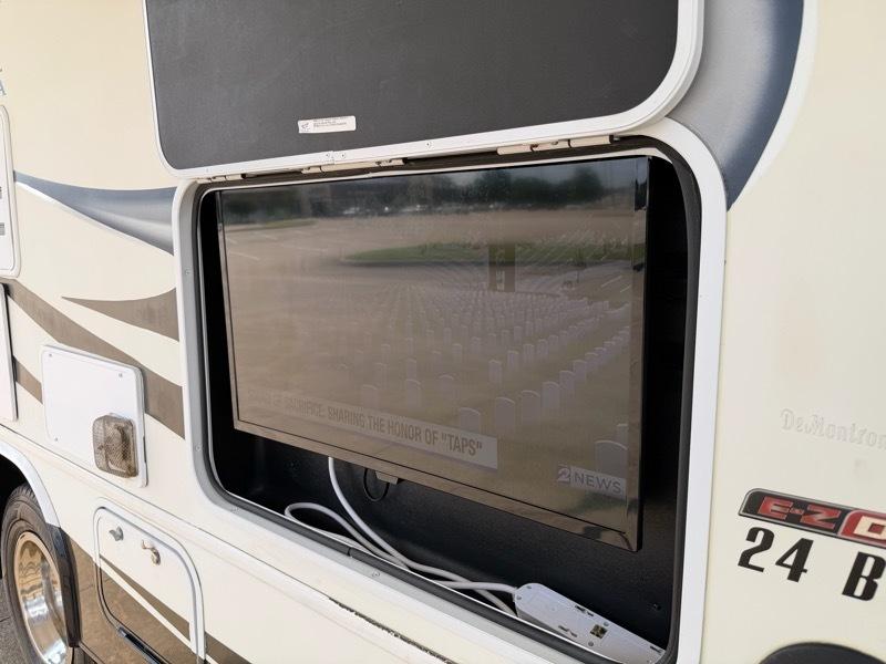 Entegra Coach Odyssey  2021