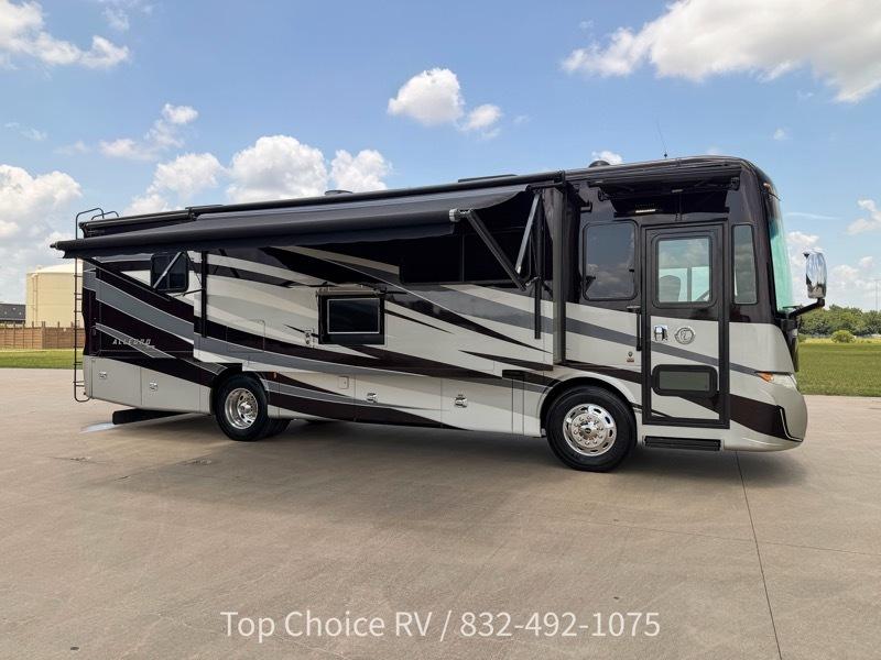 Tiffin Motorhomes Allegro  2018