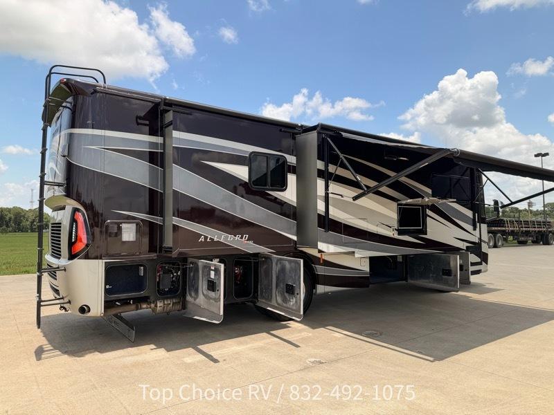 Tiffin Motorhomes Allegro  2018