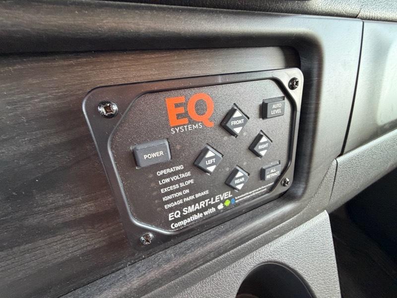 Entegra Coach Accolade  2025