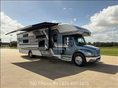 2025 Entegra Coach Accolade 