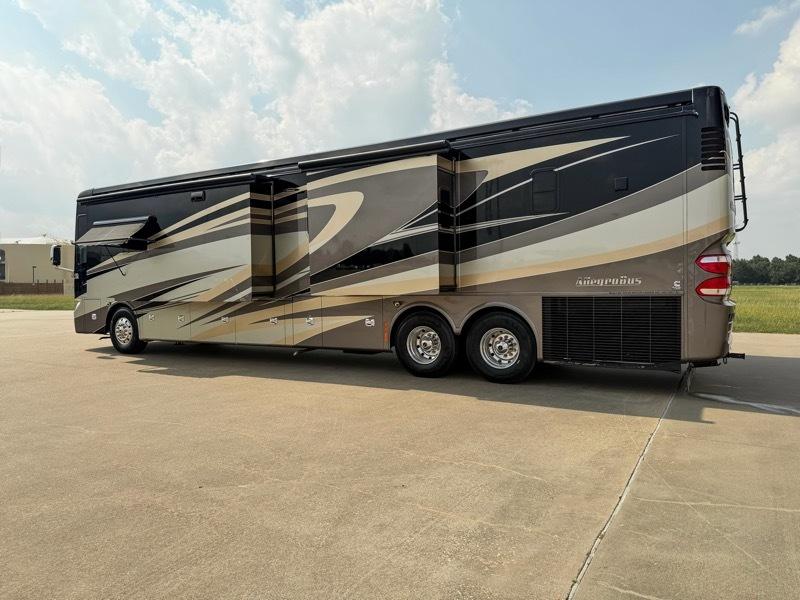 Tiffin Motorhomes Allegro Bus  2015